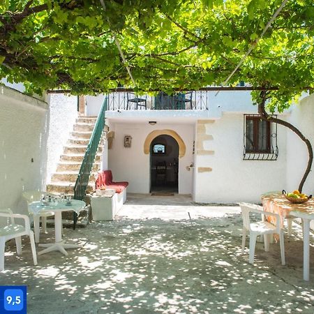 Вилла Archontiko Tzitzifes Экстерьер фото